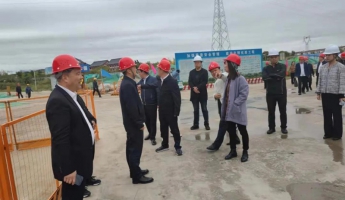 县委书记赵斌一行到项目现场，为10月10日汉中市委书记带队的观摩会检查指导工作